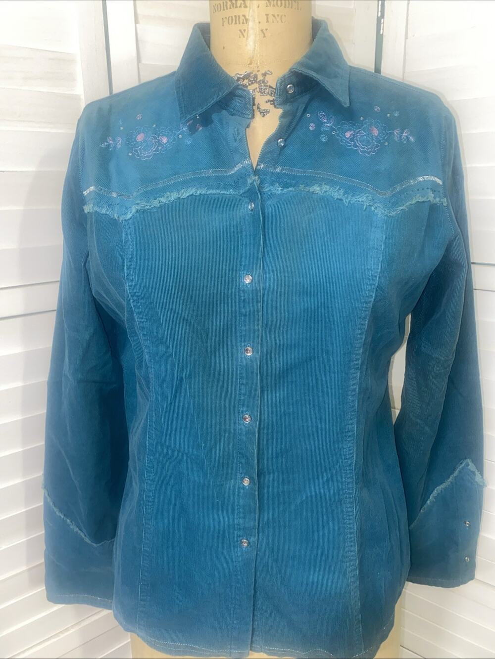 New NWT CANYON RIVER BLUES Green Corduroy Long Sleeve Blouse Shirt Top Large